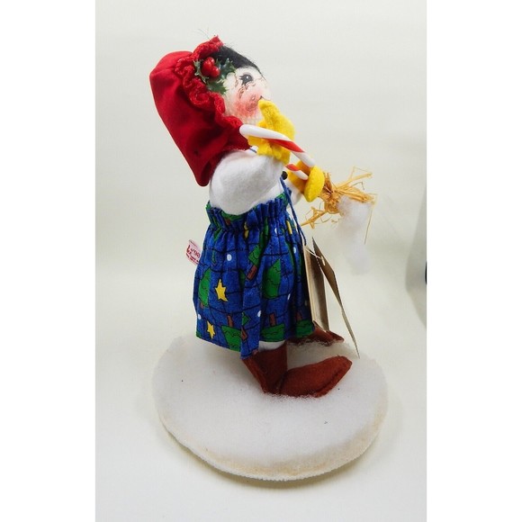 Annalee Dolls Sweeping Snowflakes Holiday Girl With Tags 1998 - Picture 5 of 10